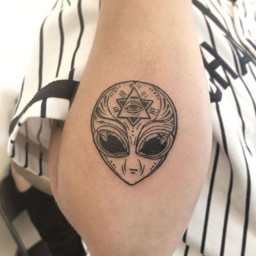 I migliori disegni di tatuaggi alieni 8