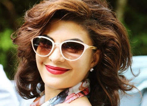 Nome dell'acconciatura di Jacqueline fernandez