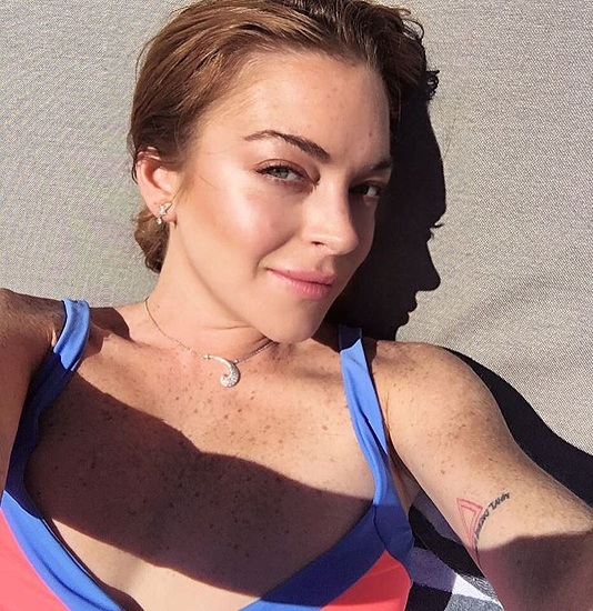 Lindsay Lohan senza trucco 4