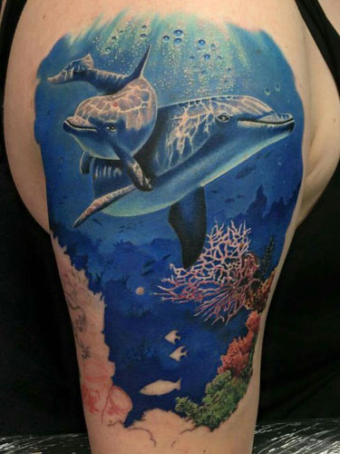 Disegni del tatuaggio del delfino 1