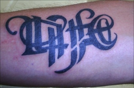 El tatuaje de Word Life