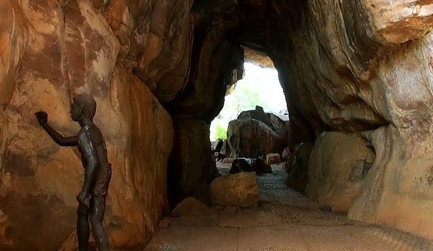 bhimbetka-grotte-e-rifugi-rocciosi_bhopal-luoghi-turistici