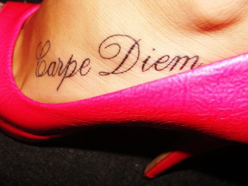 Los mejores diseños de tatuajes de Carpe Diem 10
