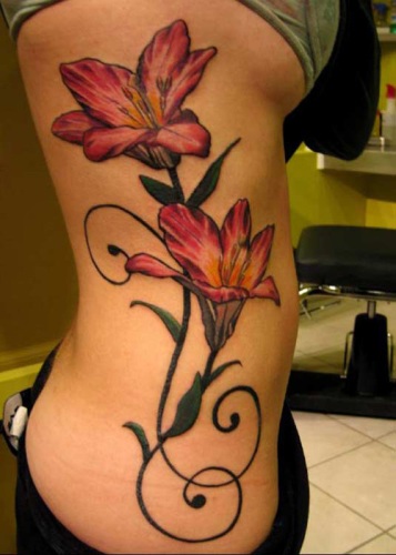 Tatuaggi di fiori di giglio per le donne