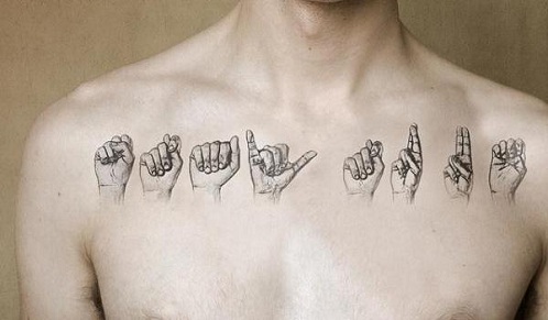 Disegni del tatuaggio del messaggio silenzioso