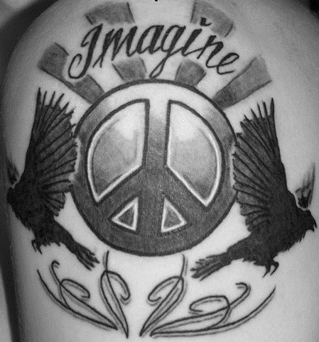 Immagina i disegni del tatuaggio della pace