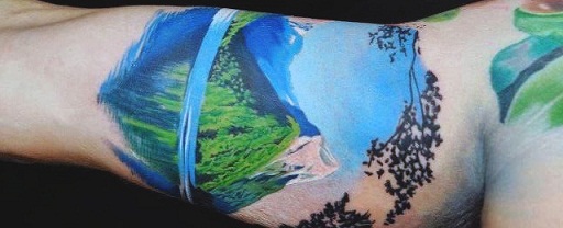 Diseño de tatuaje de bíceps inspirado en la naturaleza