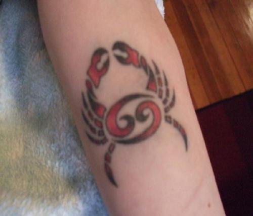 Disegno del tatuaggio del segno zodiacale del cancro