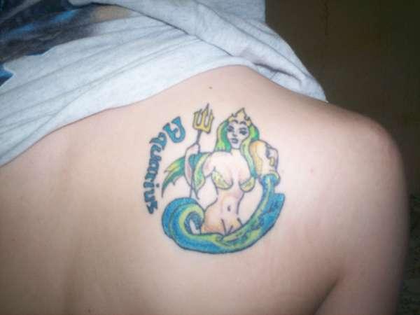 Disegno del tatuaggio del segno zodiacale dell'Acquario