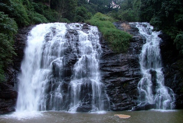 cascadas en karnataka