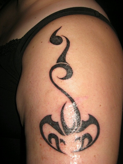 Il tatuaggio dello zodiaco dello Scorpione per entrambi e per le donne