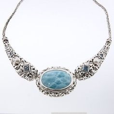 Collar nupcial de diamantes de color azul intenso con perlas