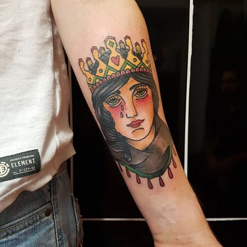 Crying Queen Tattoo on Hand Design