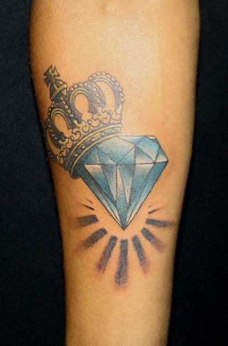 Marvelous Queen Tattoo Design