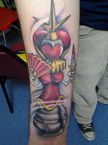 Splendido disegno del tatuaggio della regina rossa
