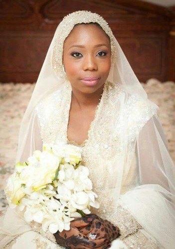 Hijab da sposa semplice in stile africano