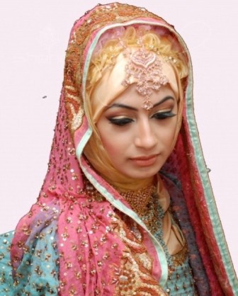 Hijab da sposa arabo