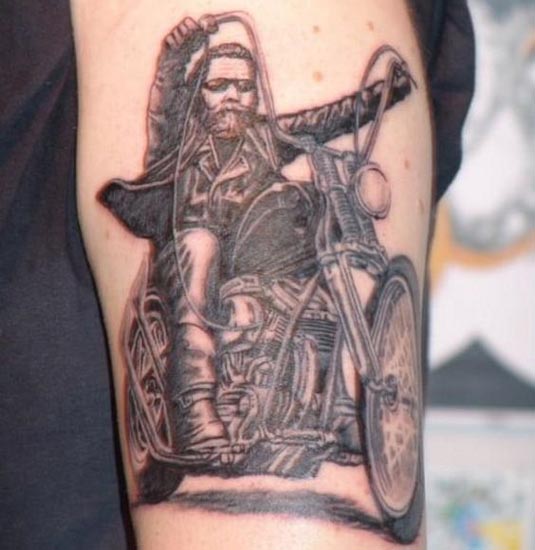 Disegni del tatuaggio del motociclista 4