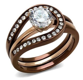 Design dell'anello solitario con diamante a forma di cuore