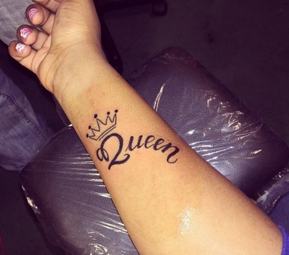 Tatuaje De Reina En El Brazo