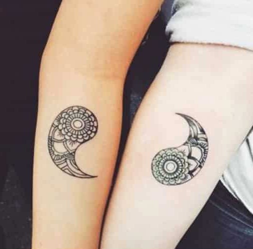 Disegni tribali del tatuaggio dell'amicizia