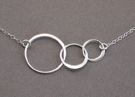 Argento sterling con catena pendente a 3 anelli