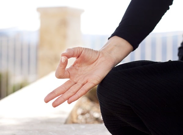 Gyan Mudra Yoga controla la diabetes