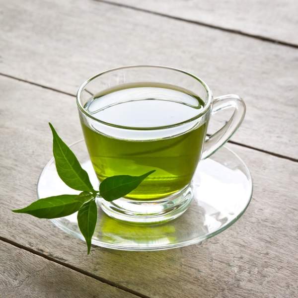 vantaggi del tè verde