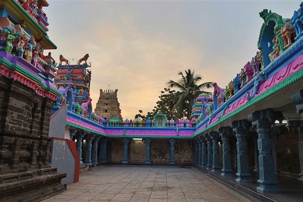 Templo Lakshmi Narasimha Swami Antarvedi