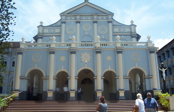 iglesia-san-aloysius_mangalore-lugares-turisticos