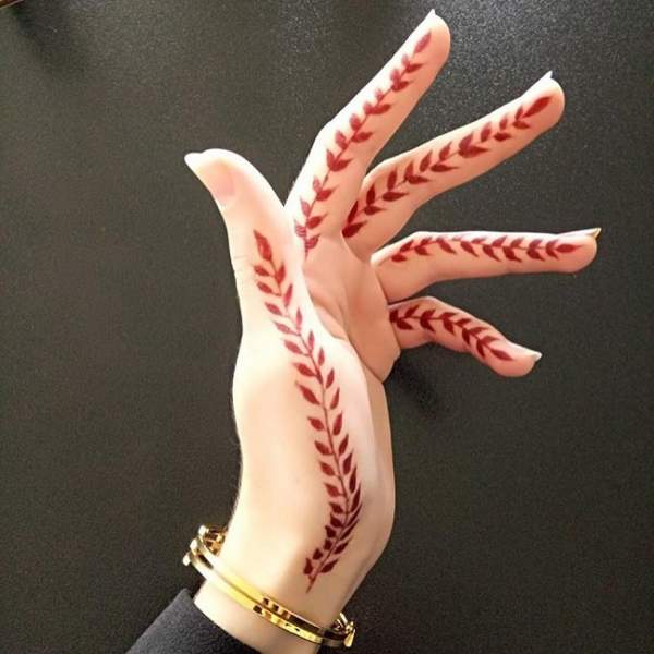 Diseño simple de dedo Mehndi