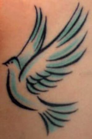 Tatuaje de paloma de gloria azul