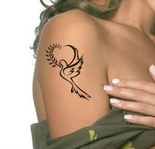Hermosos diseños de tatuajes de palomas 6