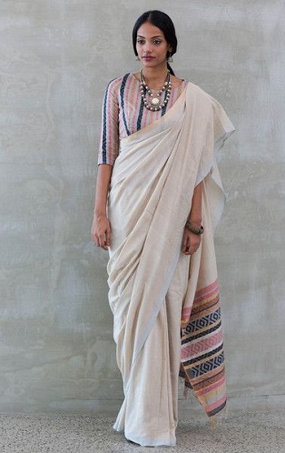 Una blusa sari de algodón del sur con estampado de forro