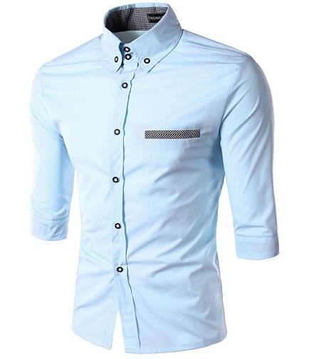 Camisa azul de media manga ajustada