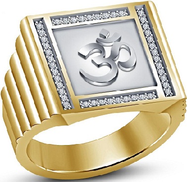 Diseño de anillo de oro y plata para hombre.