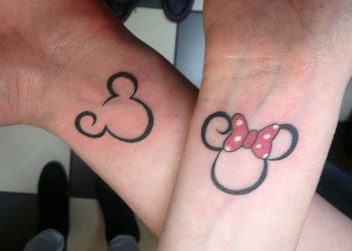Tatuaggio coppia abbinata Topolino e Minnie