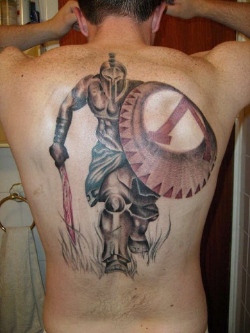 Meraviglioso disegno del tatuaggio del guerriero