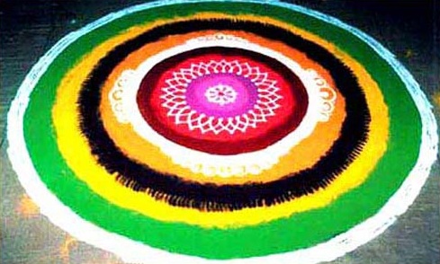 Diseños de rangoli con diferentes colores