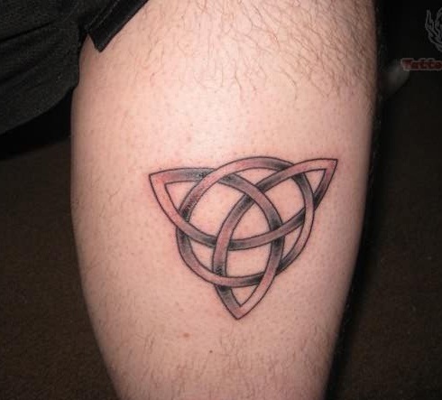 Círculos entrelazados Trinity Tattoo