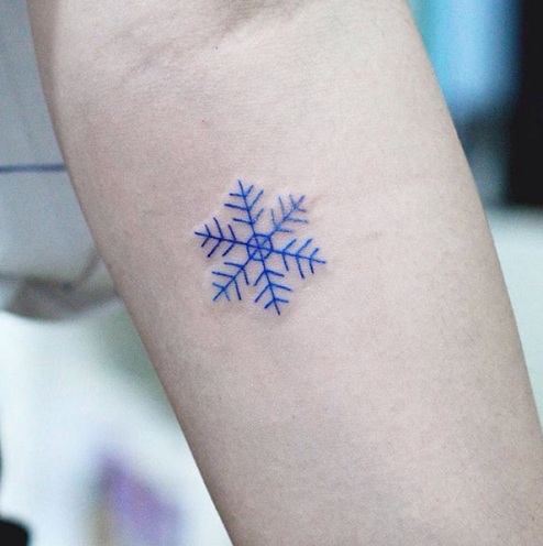 Tatuaje De Copo De Nieve Azul