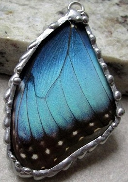 Diseño de colgante de ala de mariposa