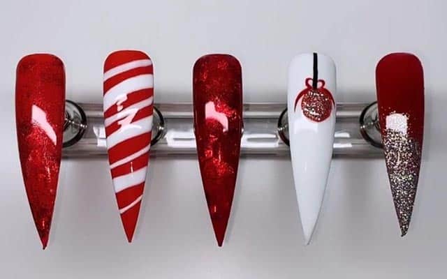 Diseño de arte de uñas de Navidad diferente
