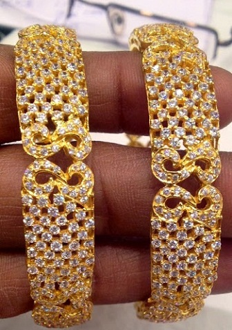 Brazaletes de oro de 1g con diamantes