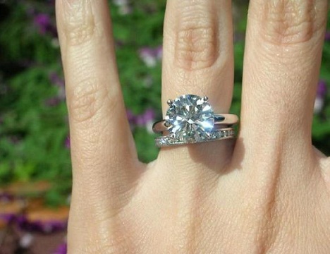 Par de anillo de diamantes de 3 quilates