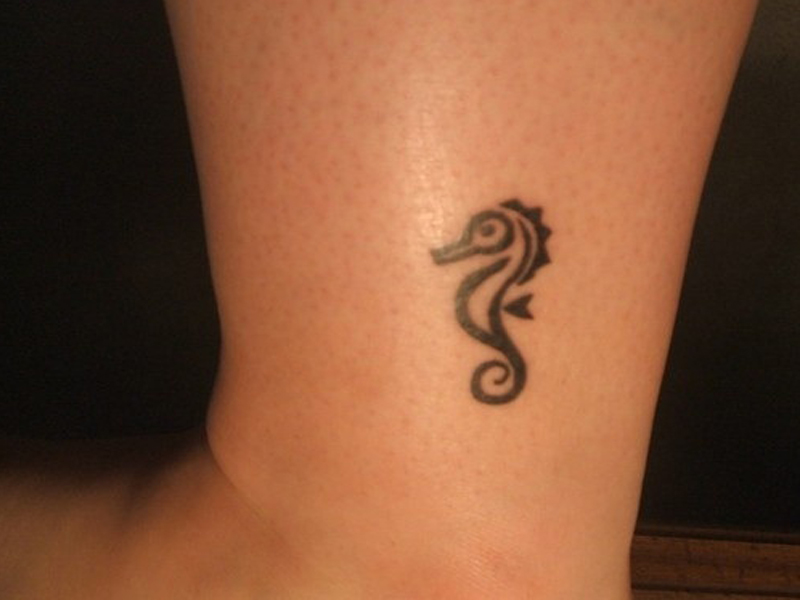Significado de los tatuajes de caballitos de mar, diseños e ideas