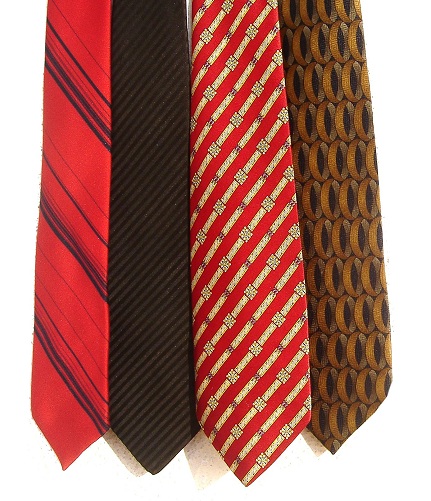 Set di cravatte per studenti universitari