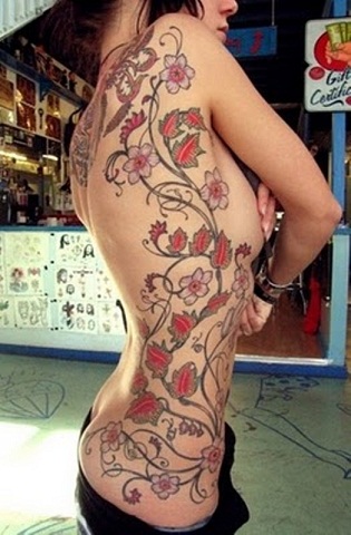 Diseño de tatuaje de vid espumoso