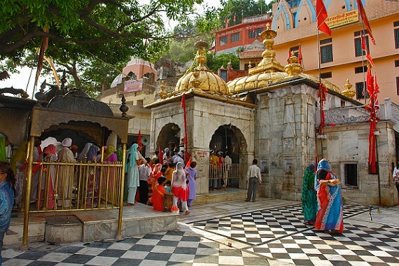 Templo de Jwalamukhi Devi en el distrito de Kangra