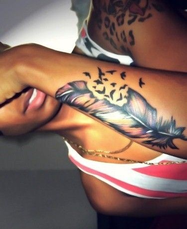 Diseño de tatuaje inspirado en la naturaleza para personas negras